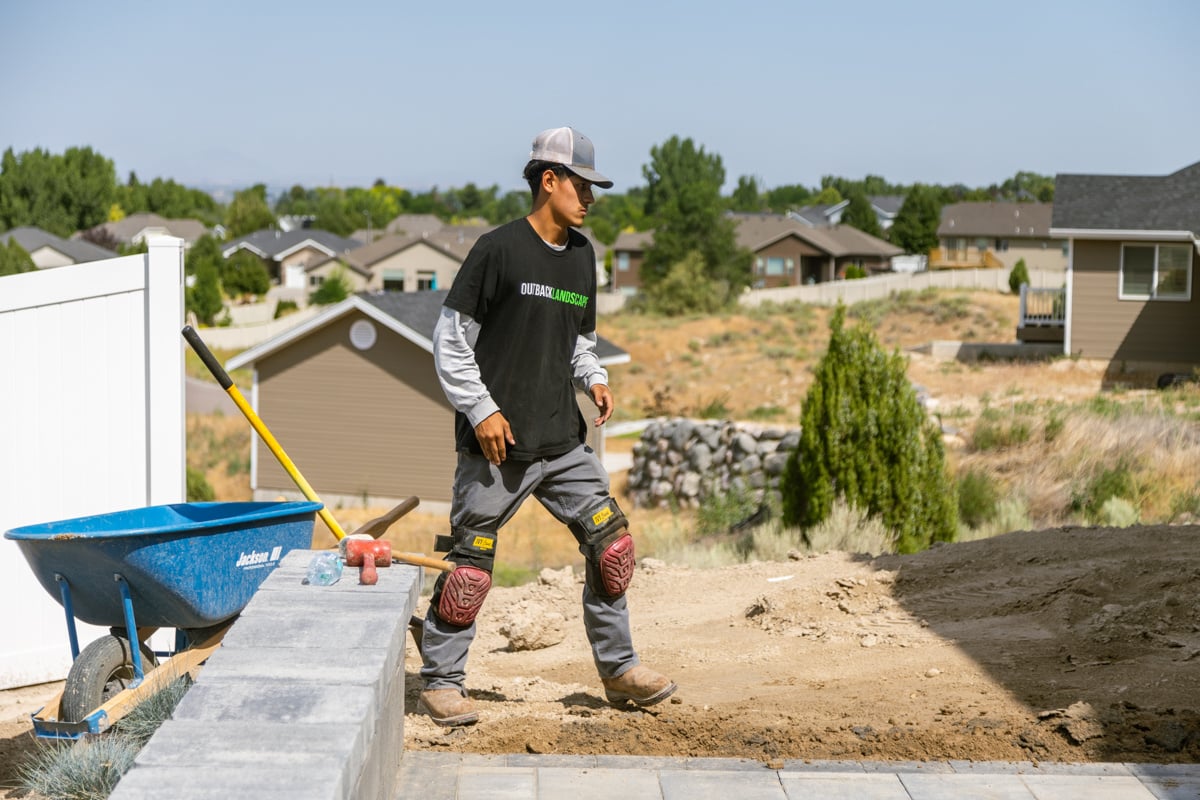 crew construction install paver action 5