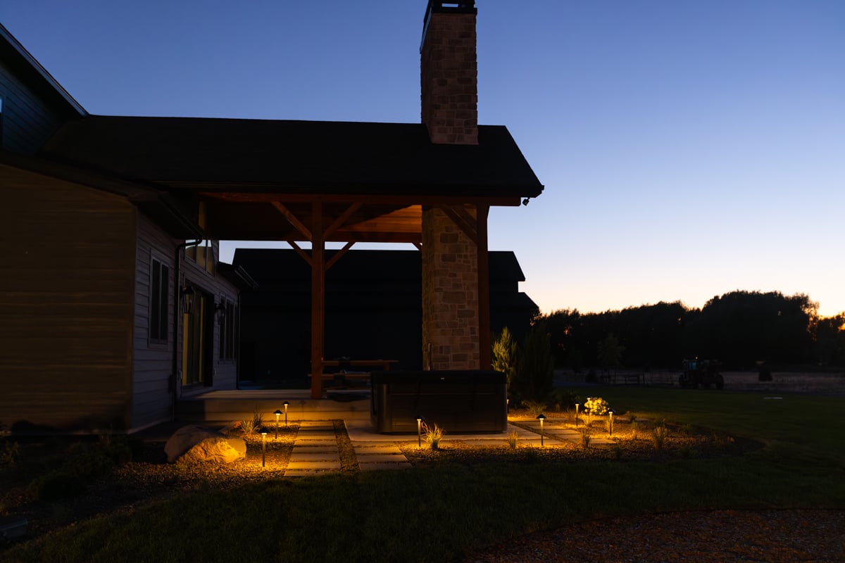 sunset stepper walkway landscape lighting boulder patio horizon 2