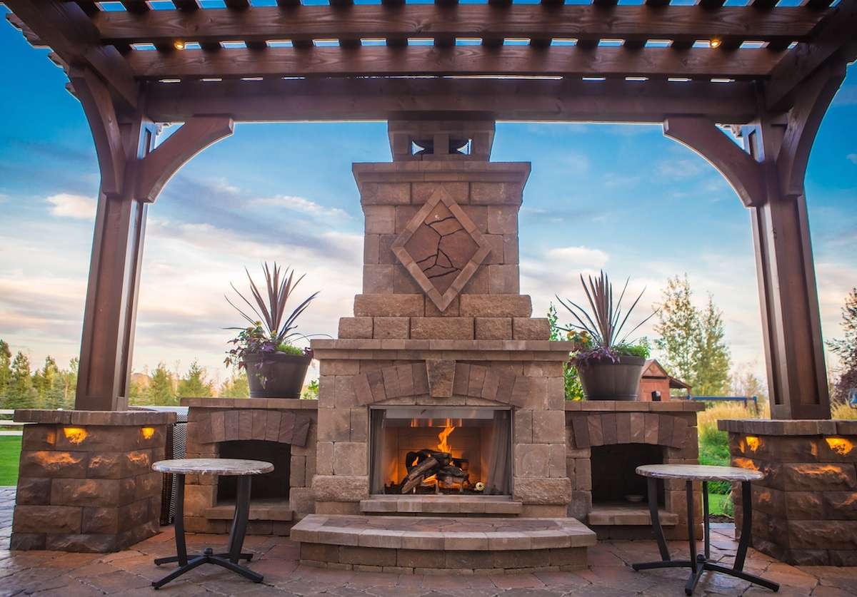 Landscape design with outdoor fireplace