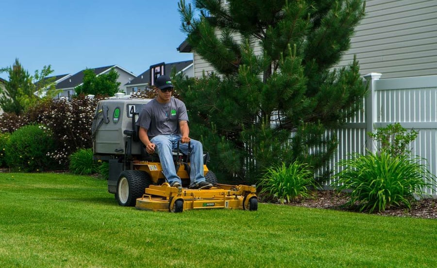 Grass bagging technician