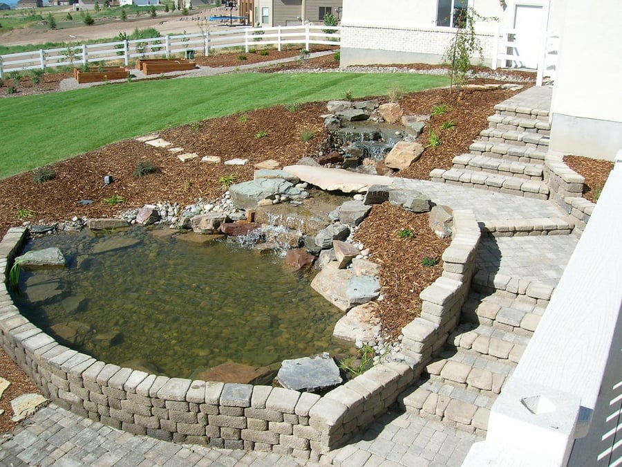 boulder retaining wall