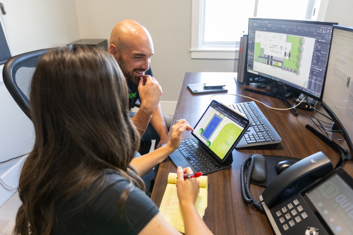 crew team office morning designer computer landscape design 23