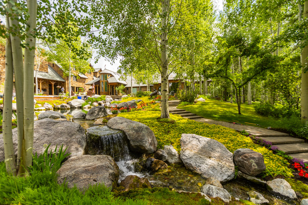 driveway boulders aspen trees planting beds stairs woodland 4
