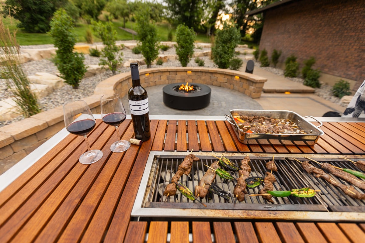 grill firepit table outdoor kitchen food cooking 4