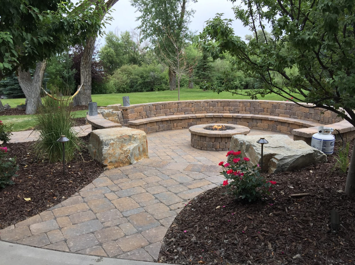 Fire pit and seating wall on patio